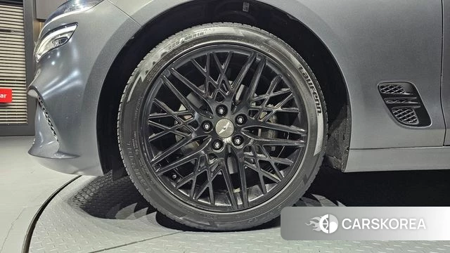 Genesis The New G70 id 3828006 из Кореи 15