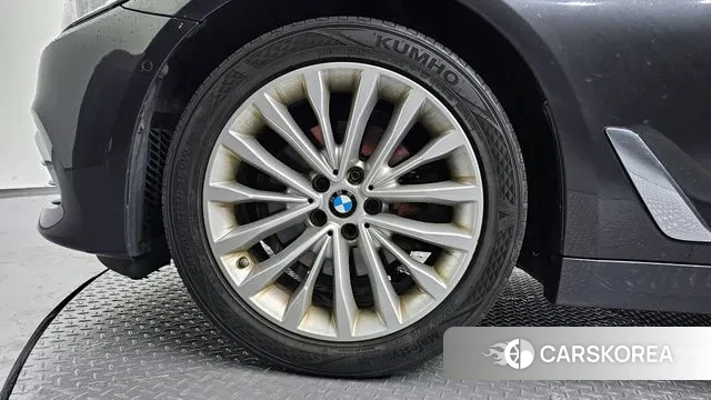 BMW 5 Series (G30) id 3150012 из Кореи 15