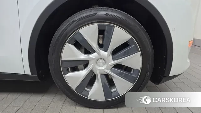 Tesla Model Y id 3546182 из Кореи 15