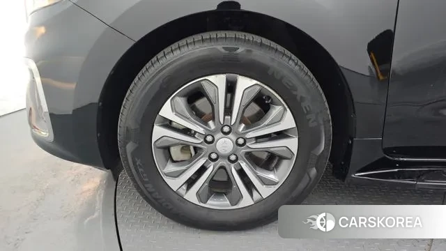 Kia The New Carnival id 3583360 из Кореи 15