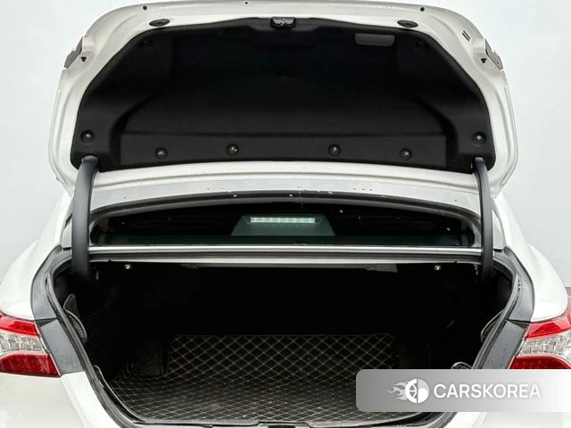 Toyota Camry id 4221401 из Китая 19