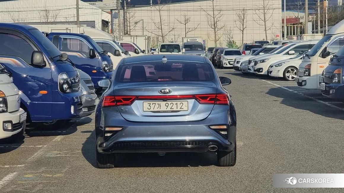 Kia Come New K3 id 1285902 из Кореи 15