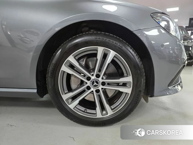 Mercedes-Benz E-Class W213 id 4293414 из Кореи 12