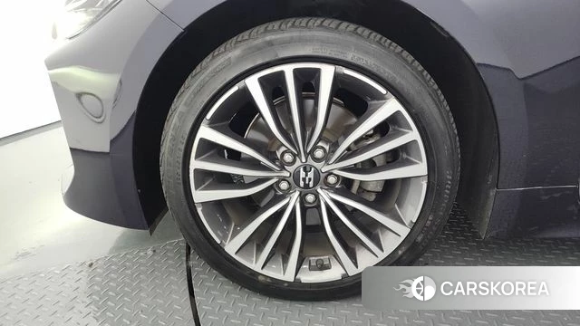 Kia Stinger id 4446698 из Кореи 30