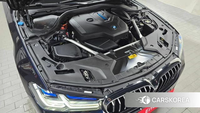 BMW 5 Series (G30) id 4745074 из Кореи 29