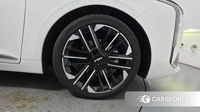 Kia The New K8 Hybrid id 4921352 из Кореи 15