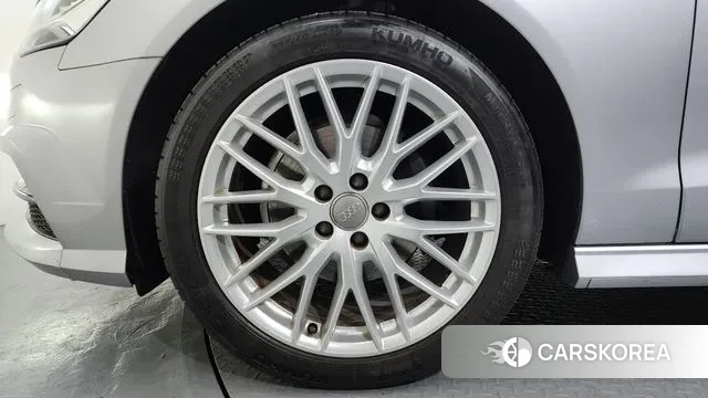 Audi New A6 id 3608291 из Кореи 15