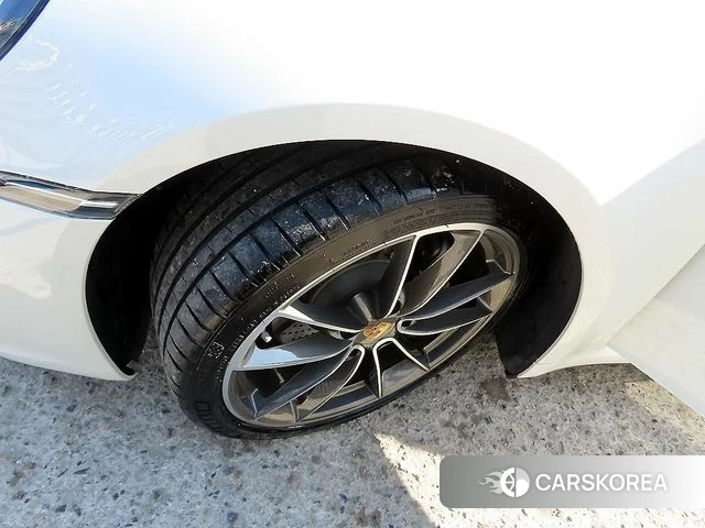 Porsche 911(992) id 4675136 из Кореи 14