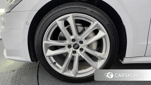 Audi A7 (4K) id 4767942 из Кореи 15
