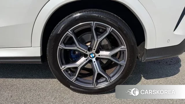 BMW X6 (G06) id 3787401 из Кореи 15