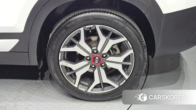 Kia Seltos id 3556761 из Кореи 15