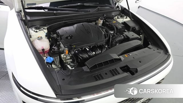 Hyundai Grandeur (GN7) id 4427966 из Кореи 32