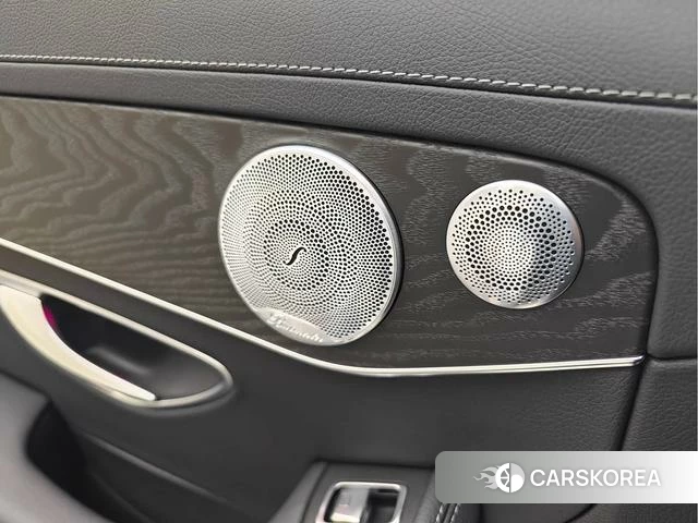 Mercedes-Benz Class C 2021 Белый из Китая, фото 5