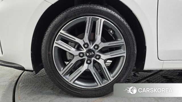 Kia Come New K3 id 4610303 из Кореи 15