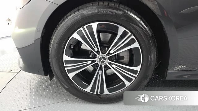 Mercedes-Benz E-Class W214 id 4016678 из Кореи 15