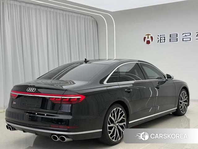 Audi S8 2021 Черный из Китая, фото 5