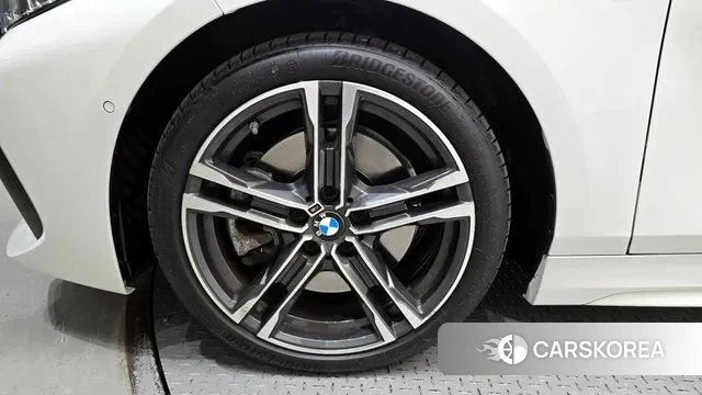 BMW 1 Series (F40) id 3316298 из Кореи 15