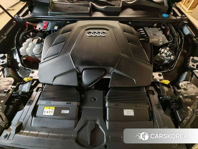 Audi Q7 id 4208654 из Китая 16