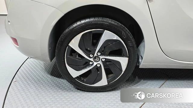 Citroen / DS Grand C4 Picasso id 4435634 из Кореи 29