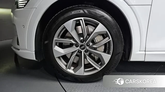 Audi e-Tron id 3342725 из Кореи 15