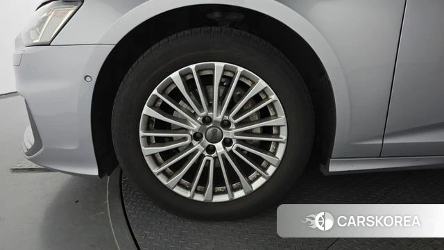 Audi A6 (C8) id 4245180 из Кореи 28