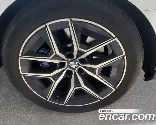 BMW 5 Series (G60) id 2669350 из Кореи 15