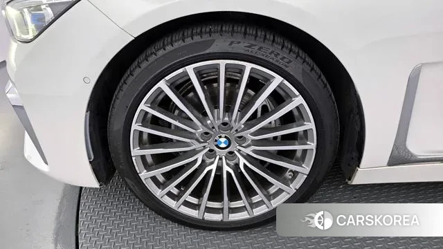 BMW 7 Series (G11) id 3348714 из Кореи 15