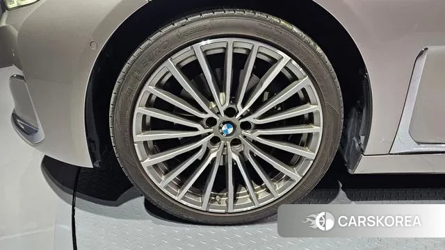 BMW 7 Series (G11) id 3219684 из Кореи 15