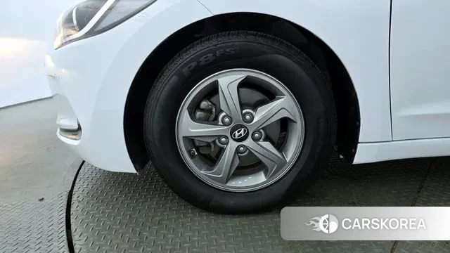 Hyundai Avante AD id 3034394 из Кореи 15