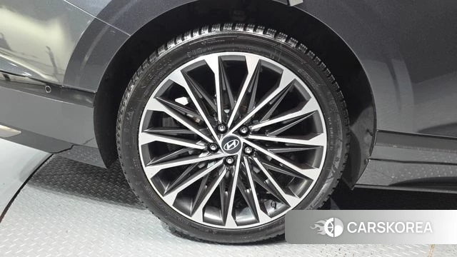 Hyundai Grandeur (GN7) id 3963900 из Кореи 15