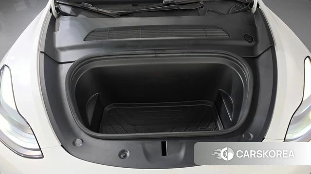 Tesla Model Y id 4847925 из Кореи 32