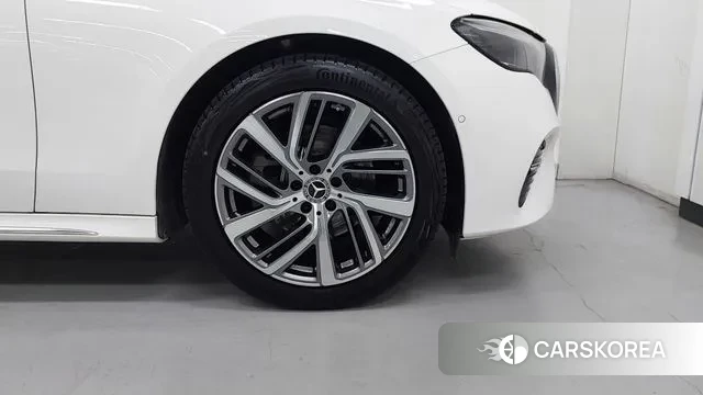 Mercedes-Benz E-Class W214 id 3036278 из Кореи 12