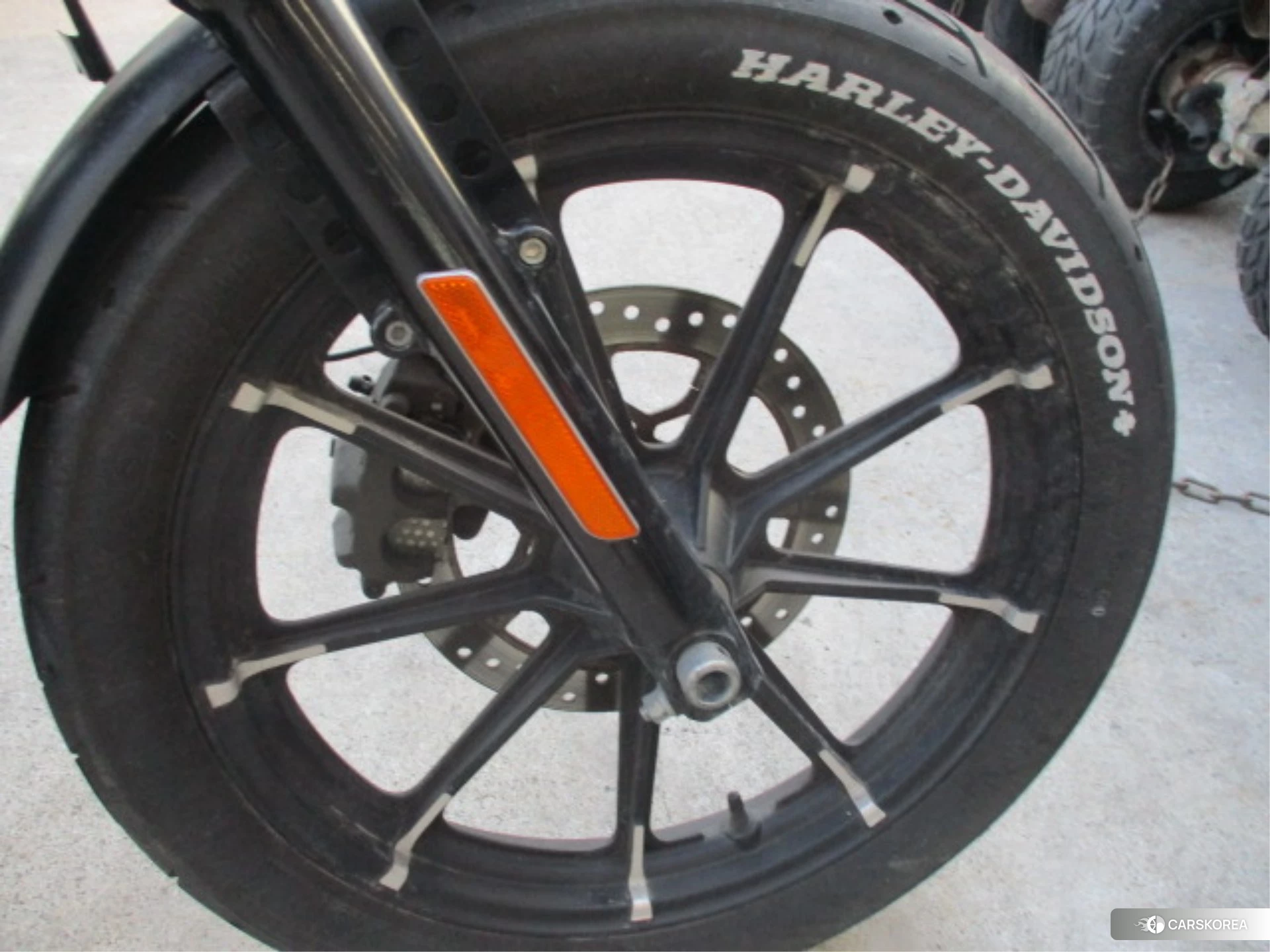Harley-Davidson Sportster XL883N id 3946616 из Японии 12