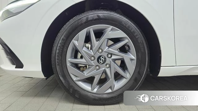 Hyundai The New Avante (CN7) id 4414579 из Кореи 25