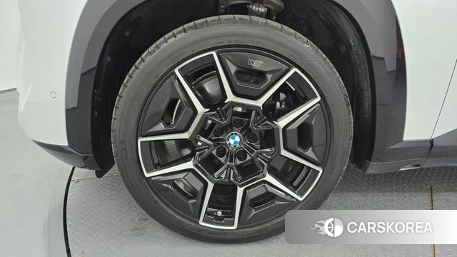BMW XM (G09) id 4400204 из Кореи 33