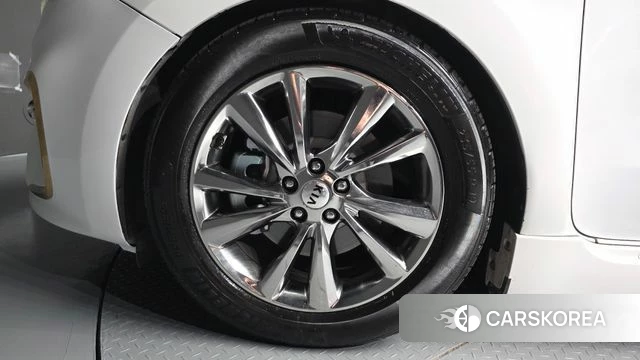 Kia The New Carnival id 4732865 из Кореи 15
