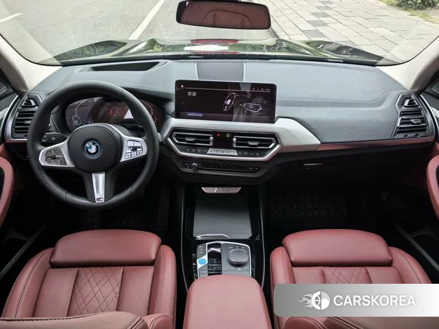 BMW iX3 2023 Черный из Китая, фото 5