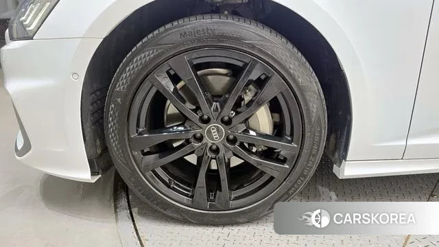 Audi A6 (C8) id 3316913 из Кореи 15