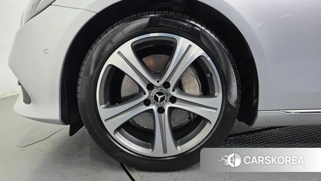 Mercedes-Benz E-Class W213 id 4531099 из Кореи 26