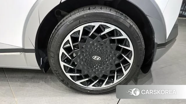 Hyundai Ionic 5 id 3247759 из Кореи 15