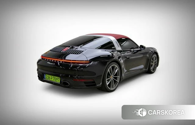 Porsche 911(992) 2024 Черный из Кореи, фото 6