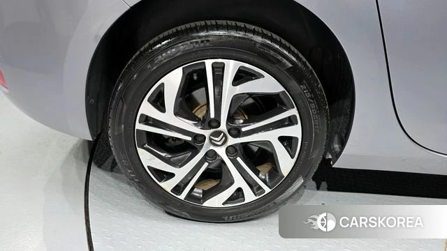 Citroen / DS Grand C4 Picasso id 4403507 из Кореи 27