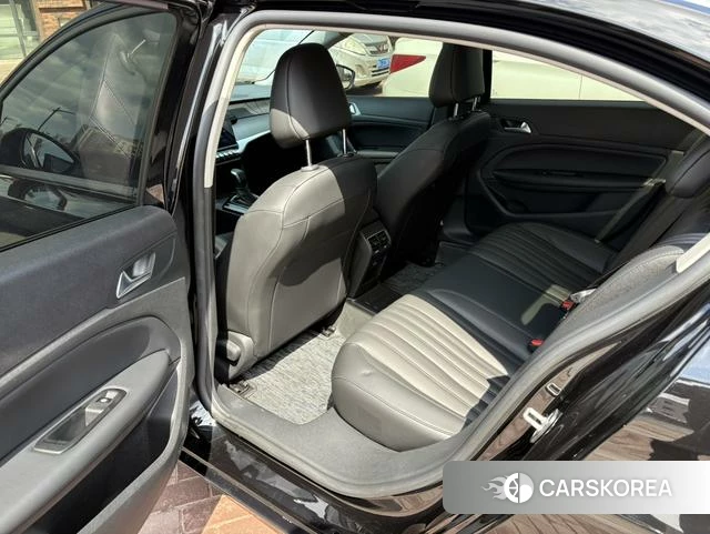Peugeot 408 2023 Черный из Китая, фото 5
