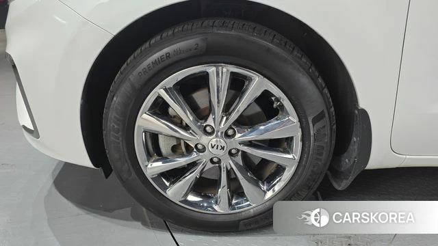 Kia The New Carnival id 4331738 из Кореи 28