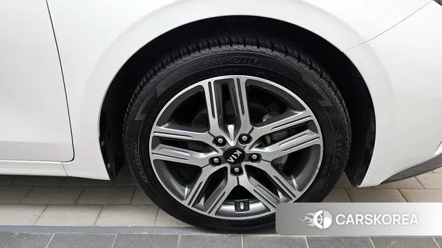 Kia Come New K3 id 3520236 из Кореи 15