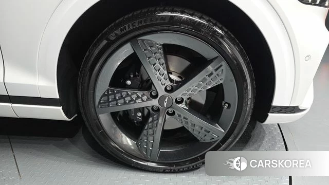 Genesis GV70 id 4495206 из Кореи 15