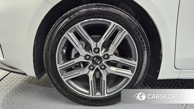 Kia Come New K3 id 3474371 из Кореи 15