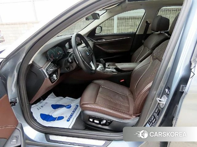 BMW 5 Series (G30) id 3899537 из Кореи 15