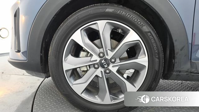 Kia Stonic id 4558024 из Кореи 28
