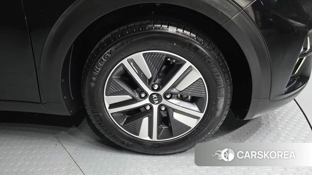 Kia The New Niro id 3878995 из Кореи 15